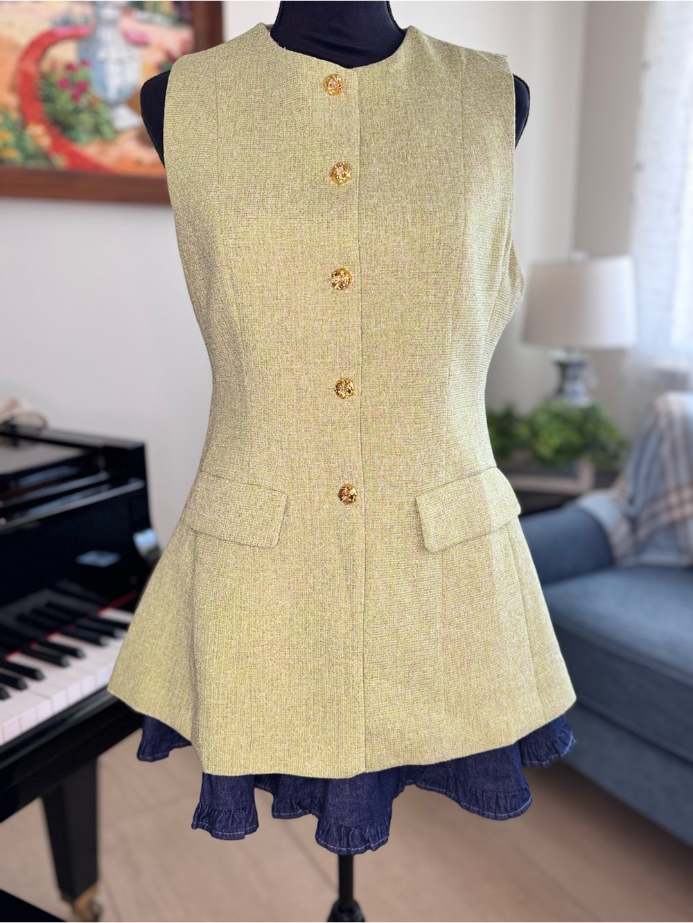 Sleeveless Tweed Peplum Jacket in Light Green